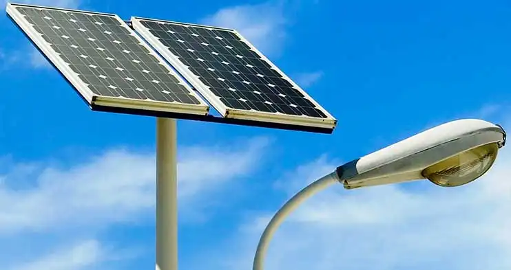 lámpara pública solar